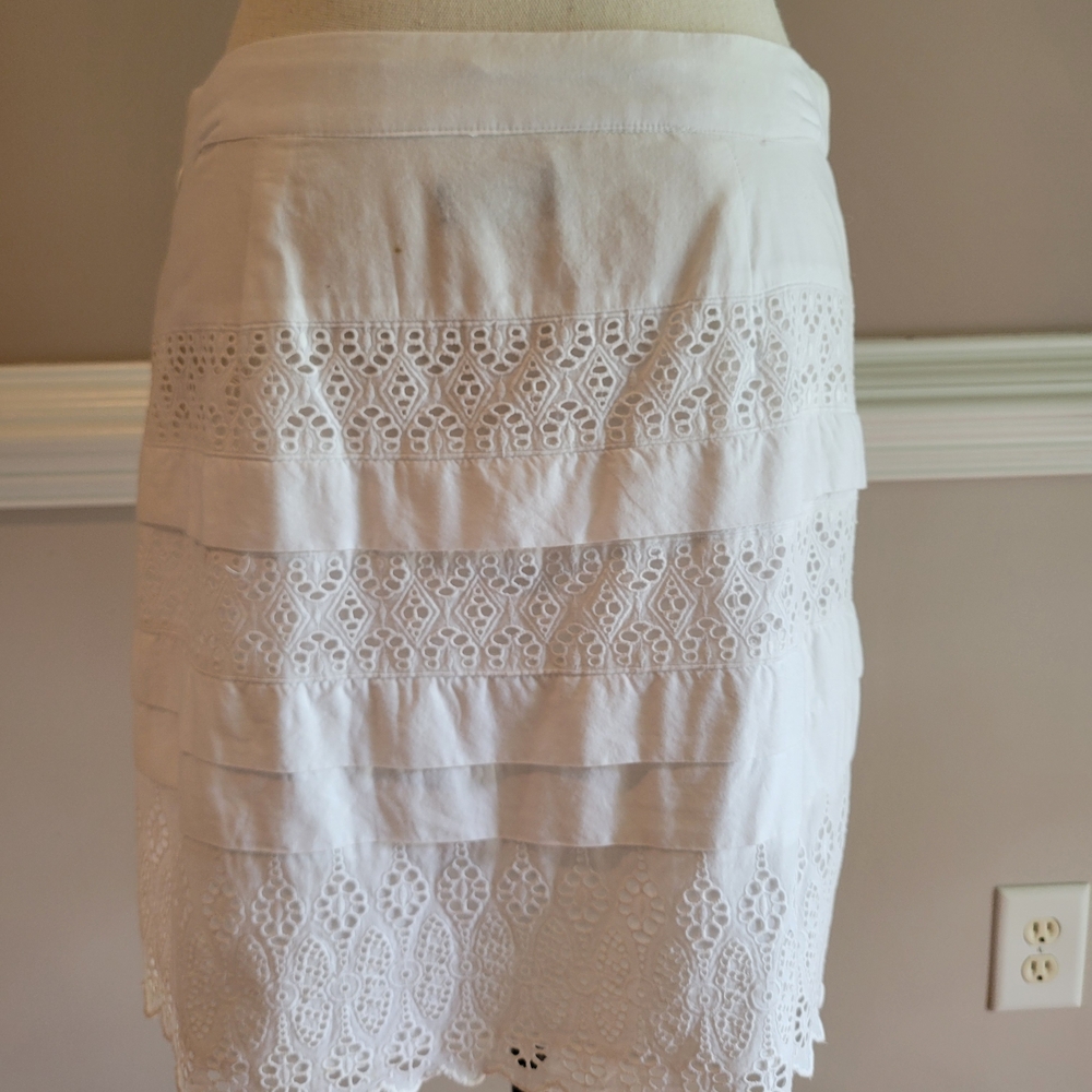GAP White Tiered Pencil Skirt Resort Wear - Picture 2 of 4